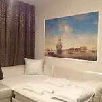 Апартамент адмирал плаза ваканционни *