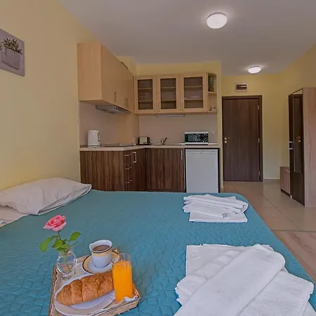 Admiral Plaza Apartament *