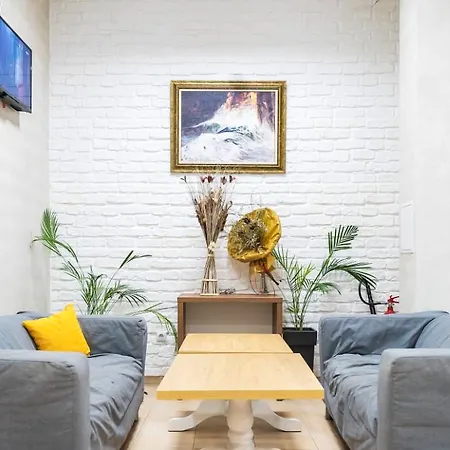 Admiral Plaza Apartament *