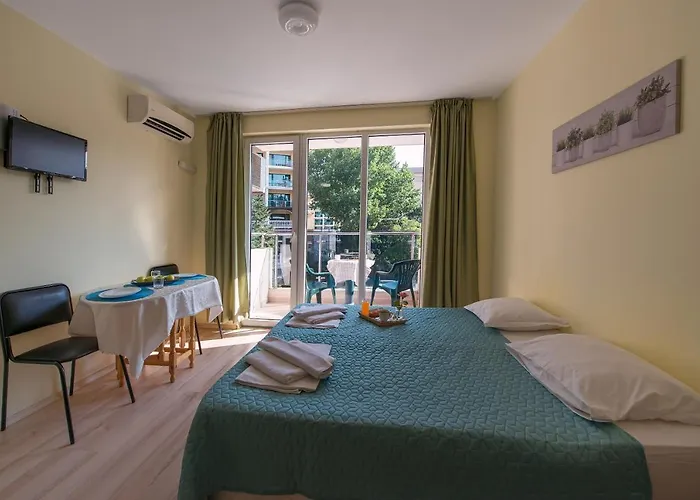 公寓 Admiral Plaza