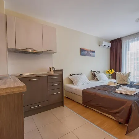 Admiral Plaza Appartamento *