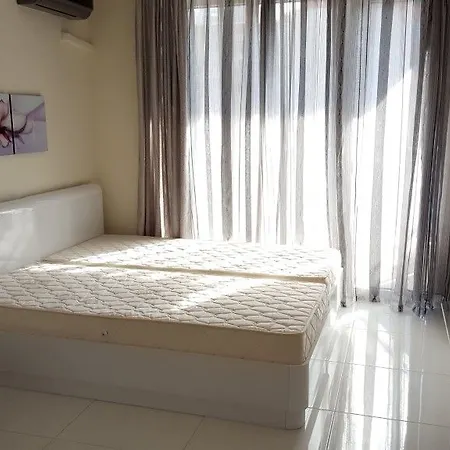 Admiral Plaza Appartamento