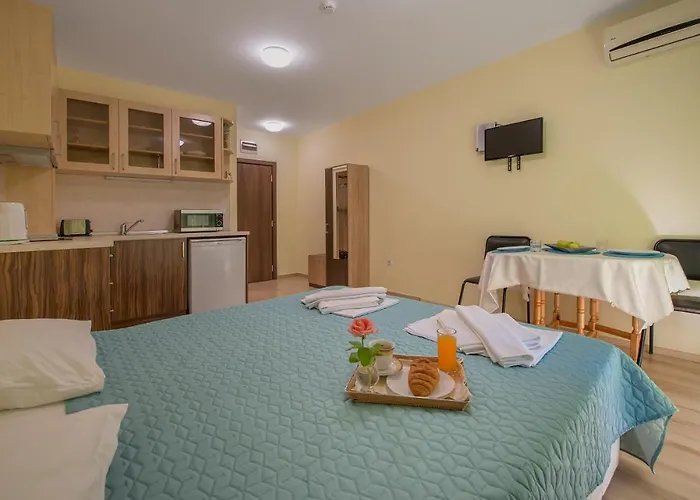 Admiral Plaza Apartment